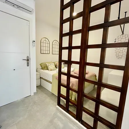 Almogavares Apartman *