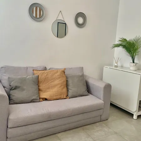 Almogavares Apartman *