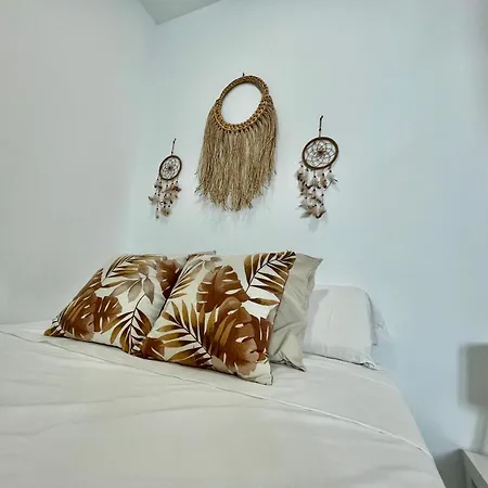 Almogavares Apartman *